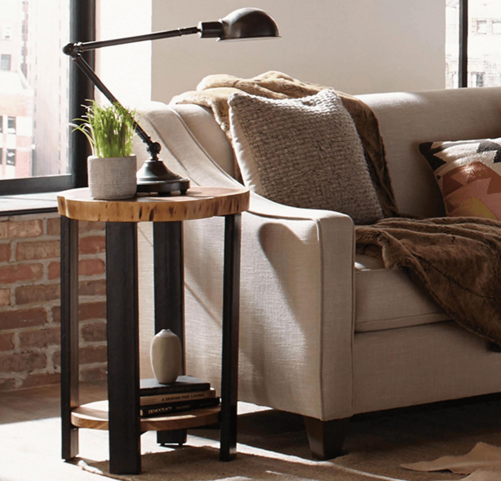 Latest Design Solid Acacia Wood Natural Live Edge Round End Table, Side Table, Sofa Table, Coffee Table in Natural Finish - Image 2